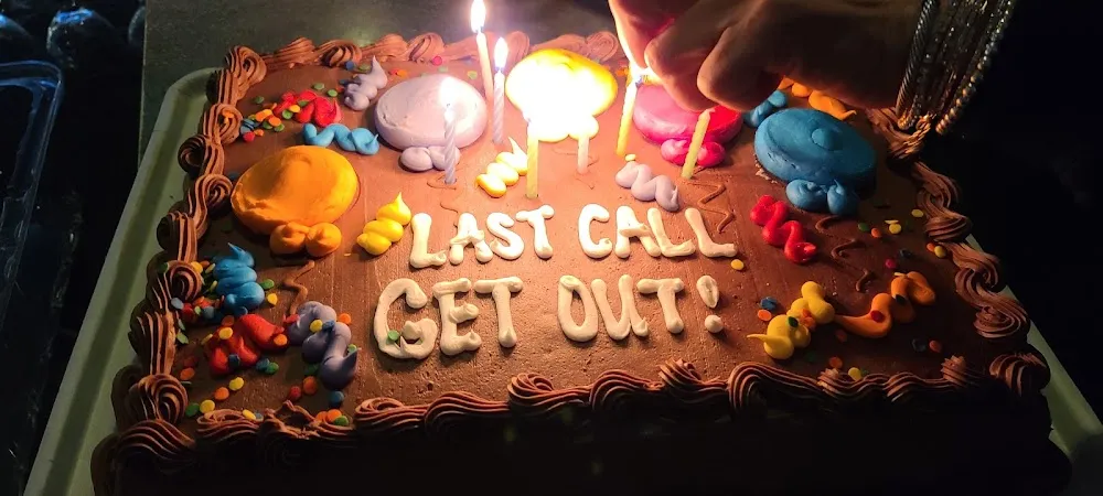 A Cake for a Bartender